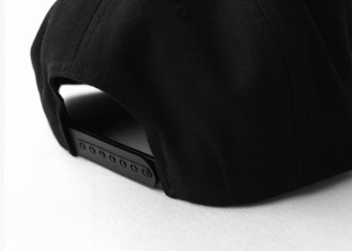 CZAPKA Z DASZKIEM ICON SNAPBACK (all black)
